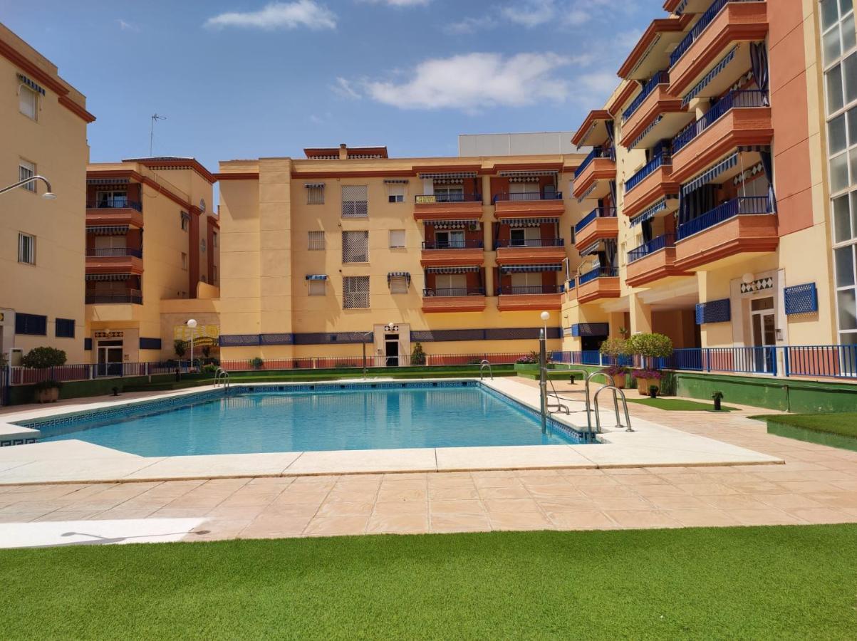 Paraiso Sol Lovely 1 Bedroom In Torrox Costa Bagian luar foto